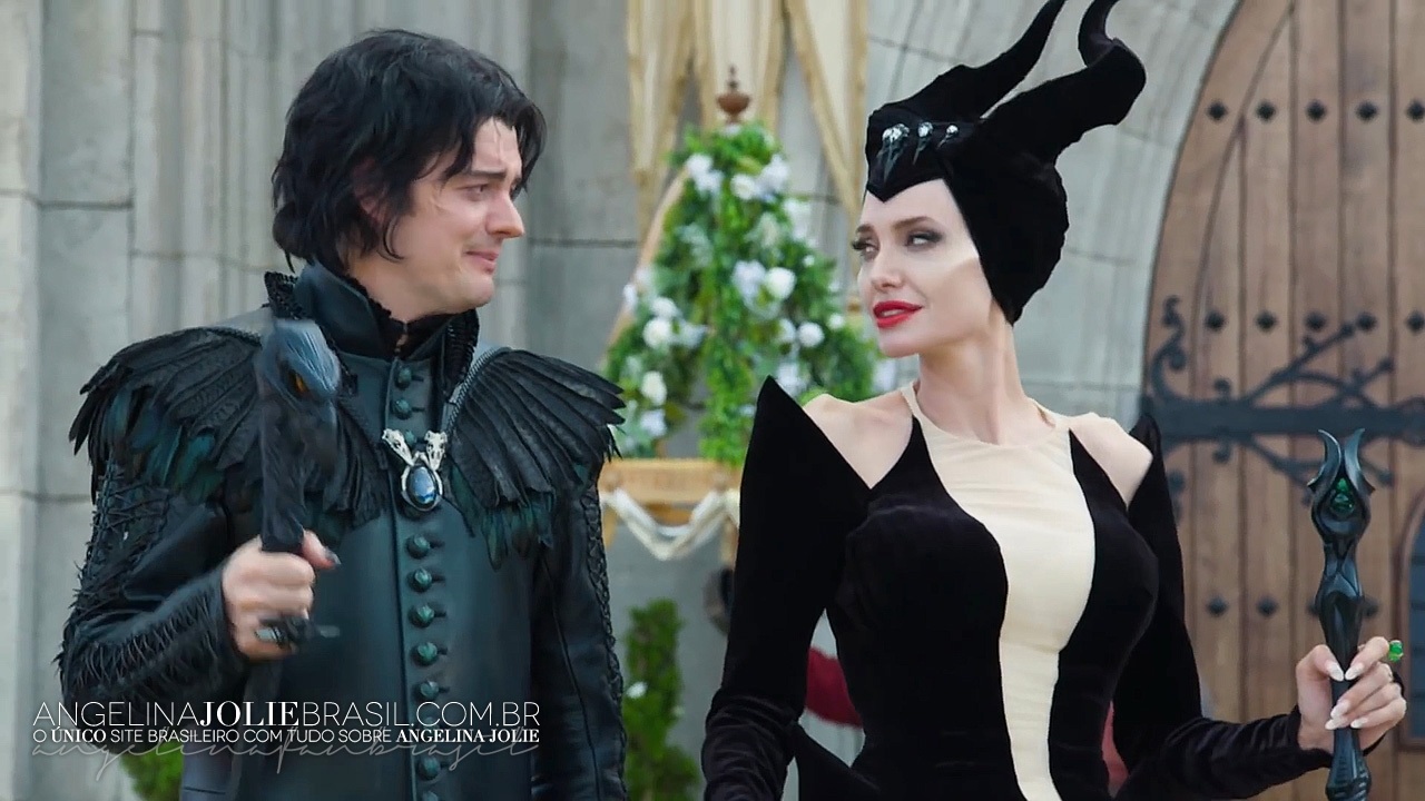 Filmes-2019-Maleficent2-BTS-Screencaps-053.jpg