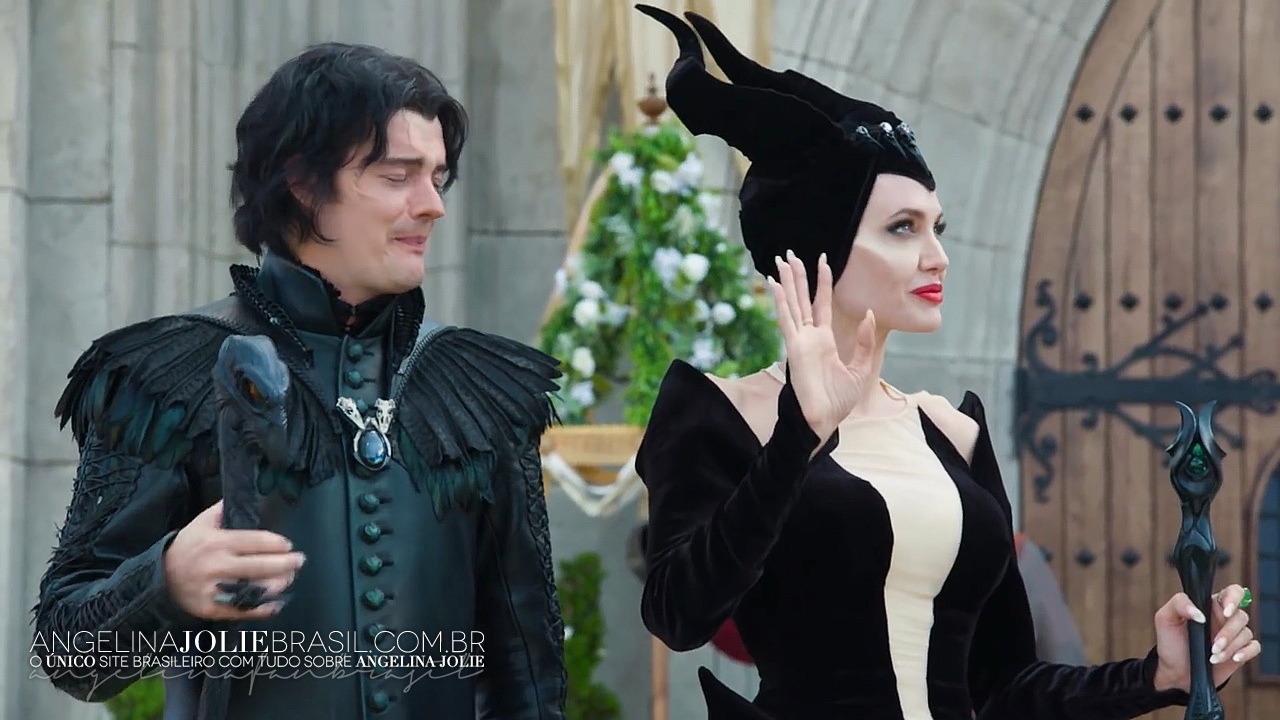 Filmes-2019-Maleficent2-BTS-Screencaps-054.jpg