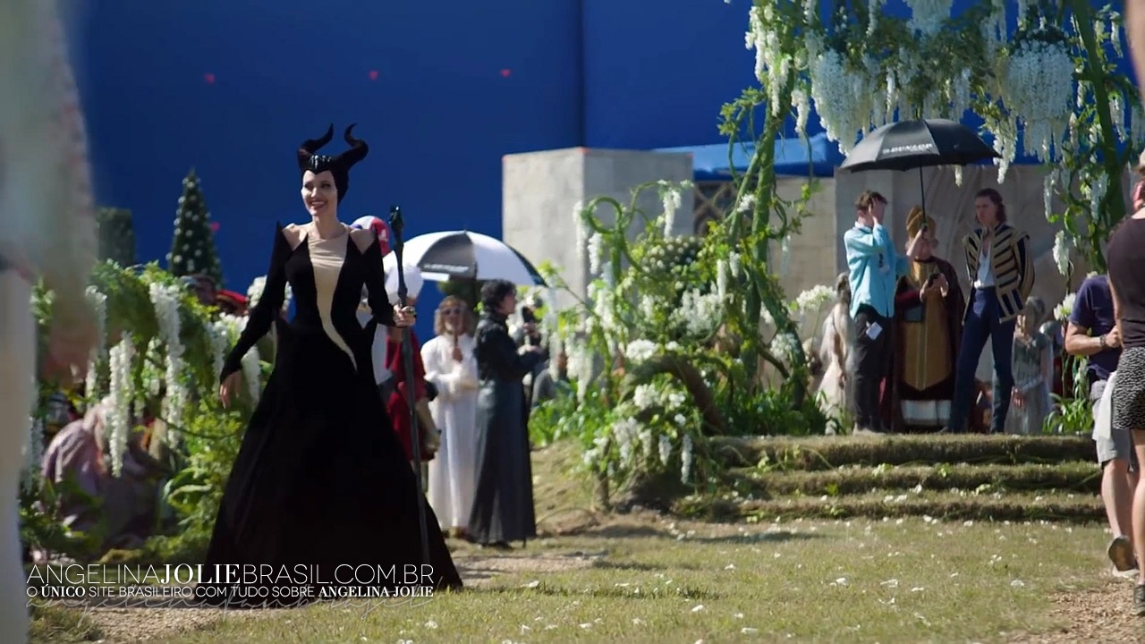 Filmes-2019-Maleficent2-BTS-Screencaps-062.jpg