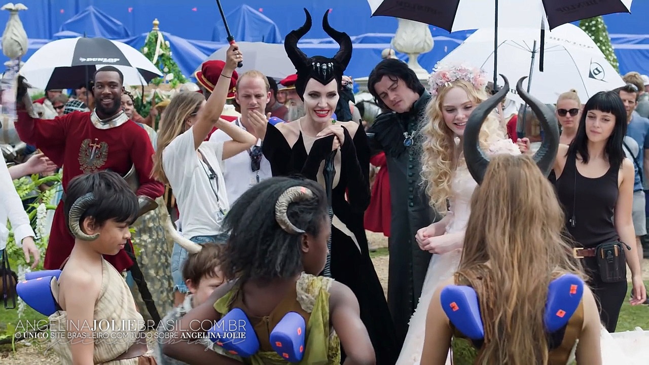 Filmes-2019-Maleficent2-BTS-Screencaps-070.jpg