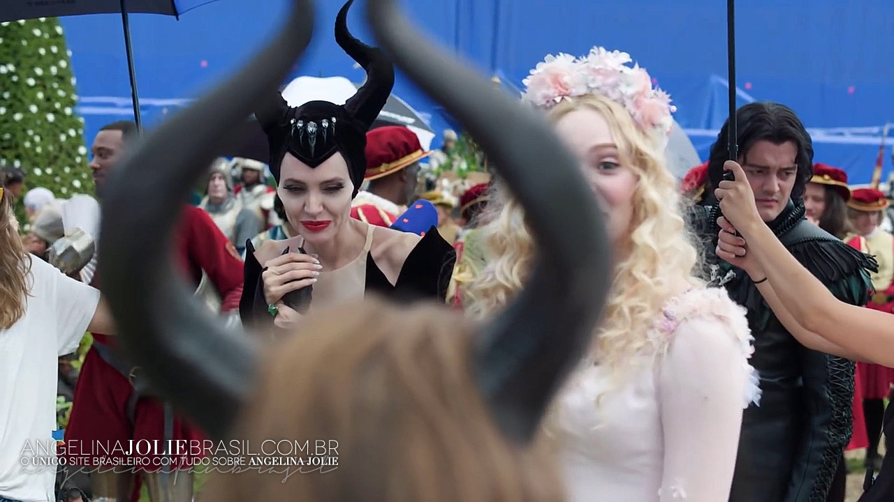 Filmes-2019-Maleficent2-BTS-Screencaps-071.jpg