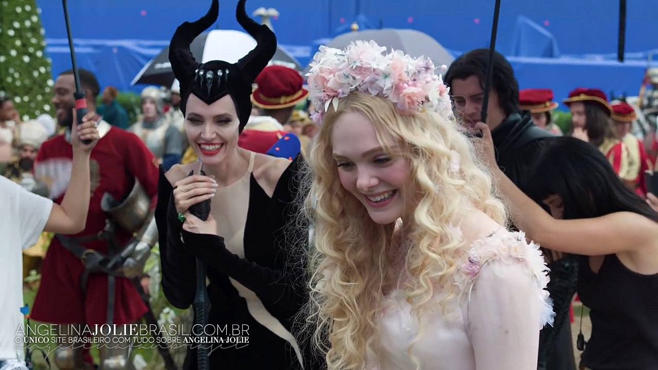 Filmes-2019-Maleficent2-BTS-Screencaps-073.jpg