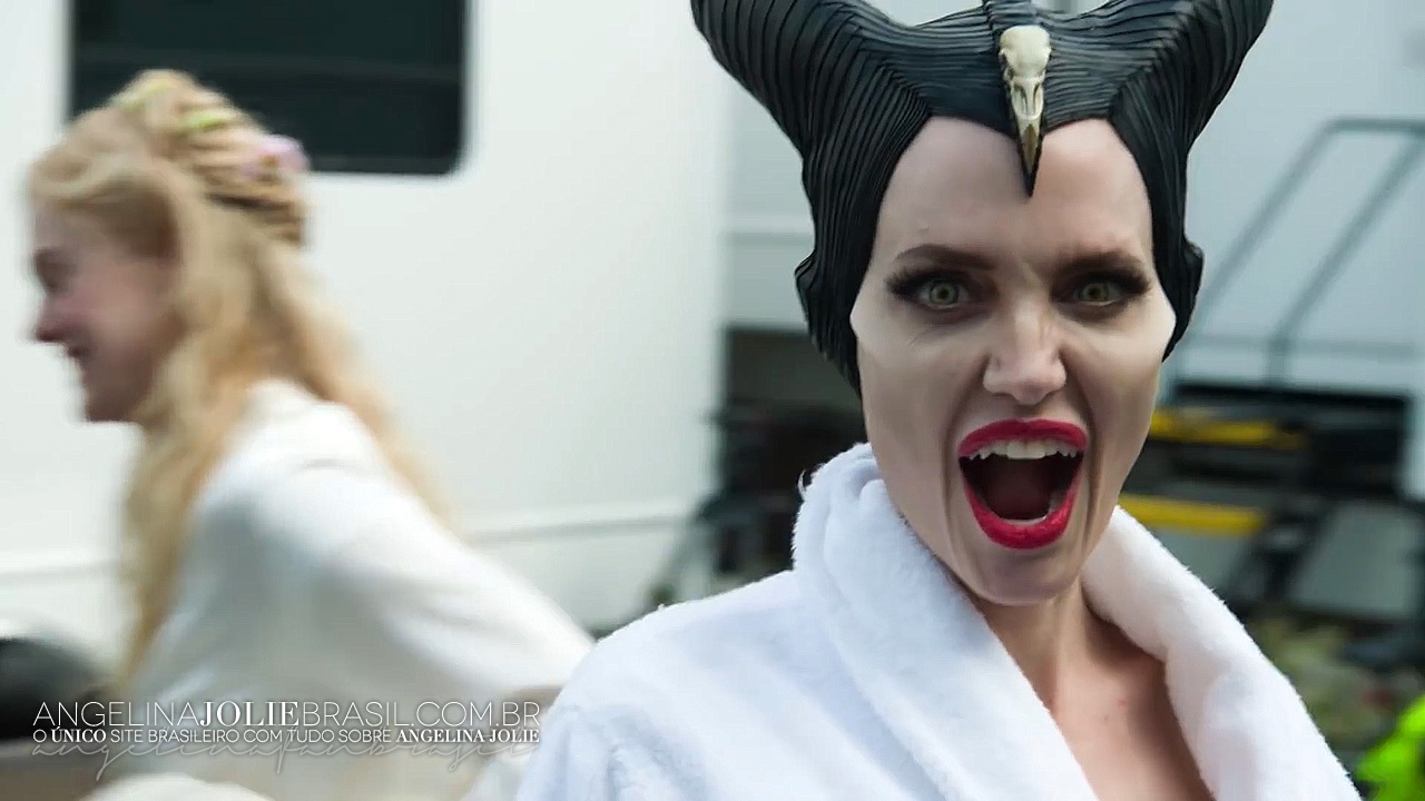 Filmes-2019-Maleficent2-BTS-Screencaps-075.jpg