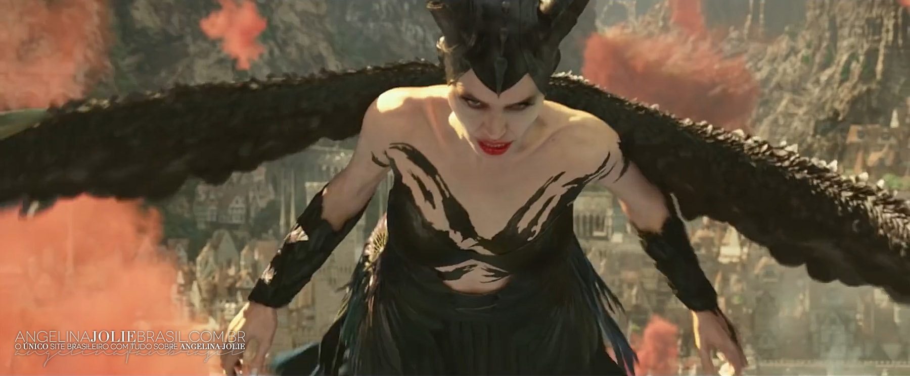 Filmes-2019-Maleficent2-Featurette3-Screencaps-033.jpg