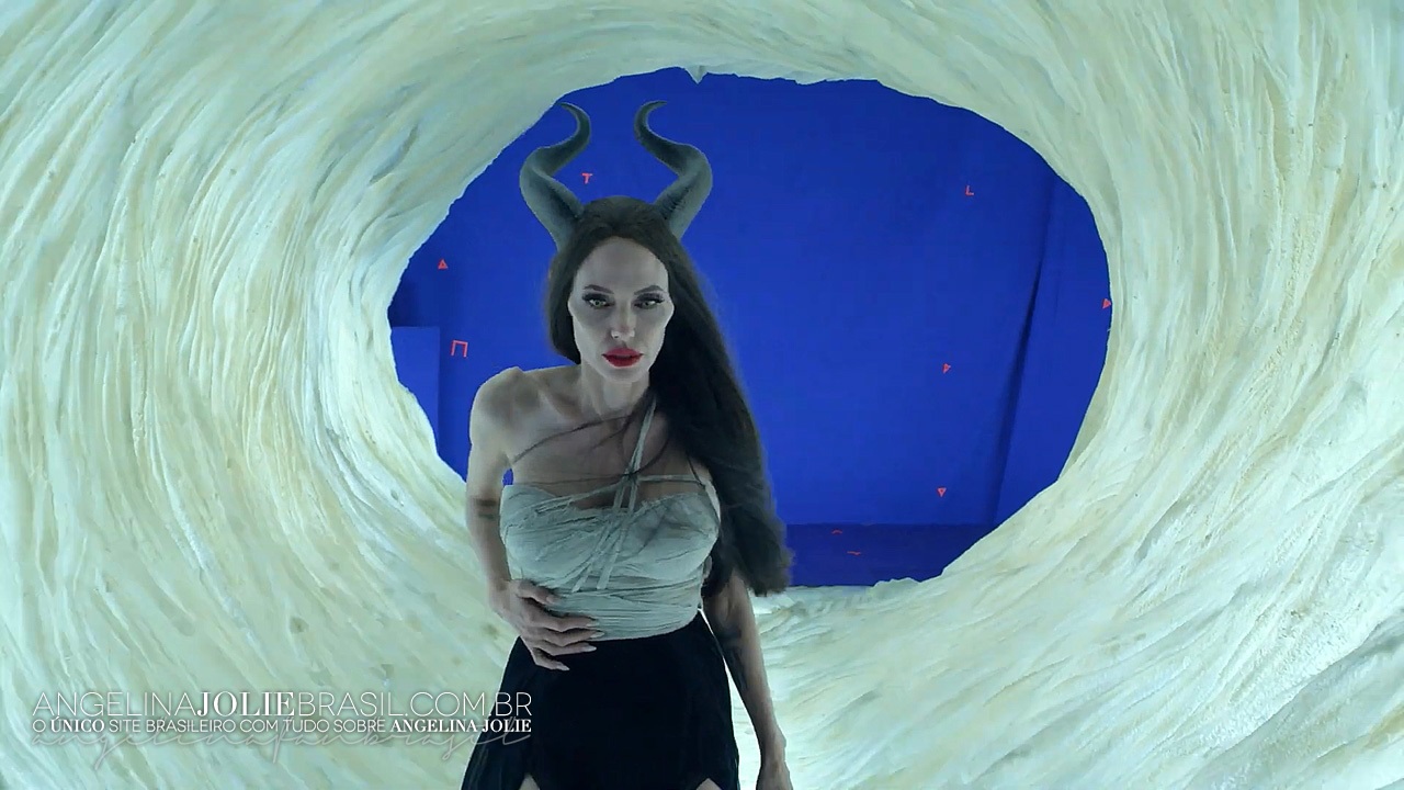 Filmes-2019-Maleficent2-Featurette5-010.jpg