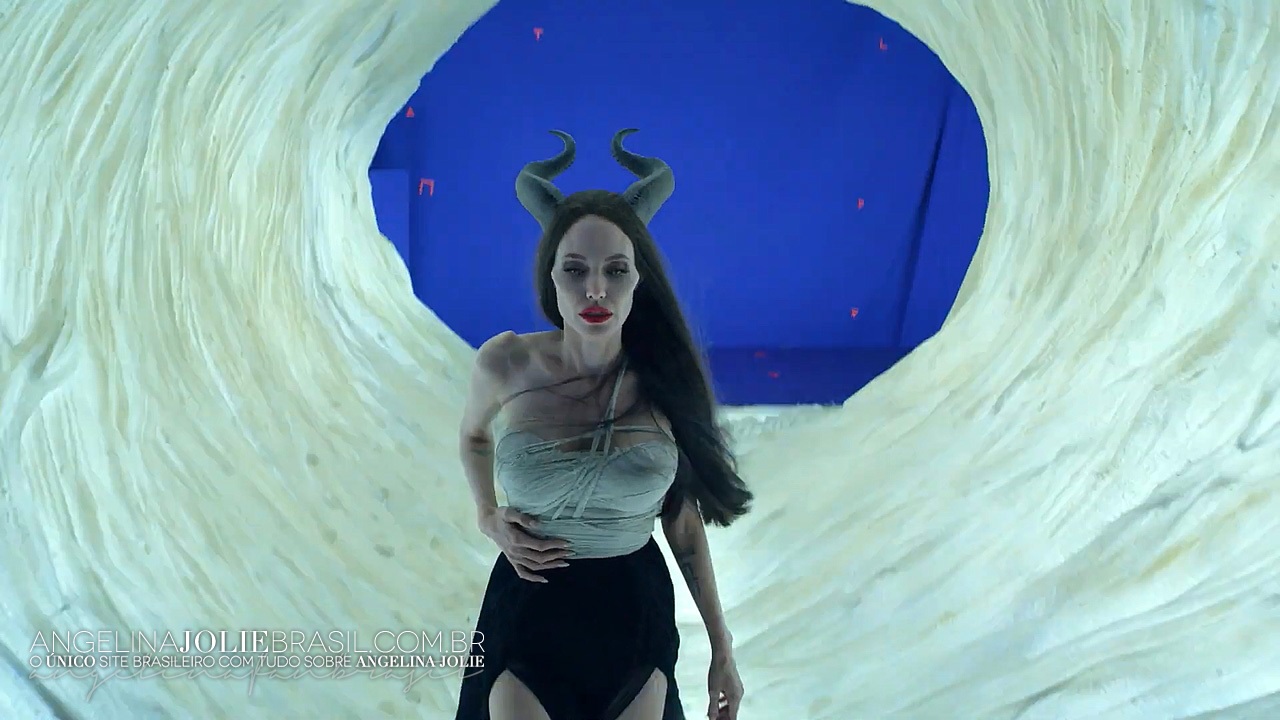 Filmes-2019-Maleficent2-Featurette5-012.jpg