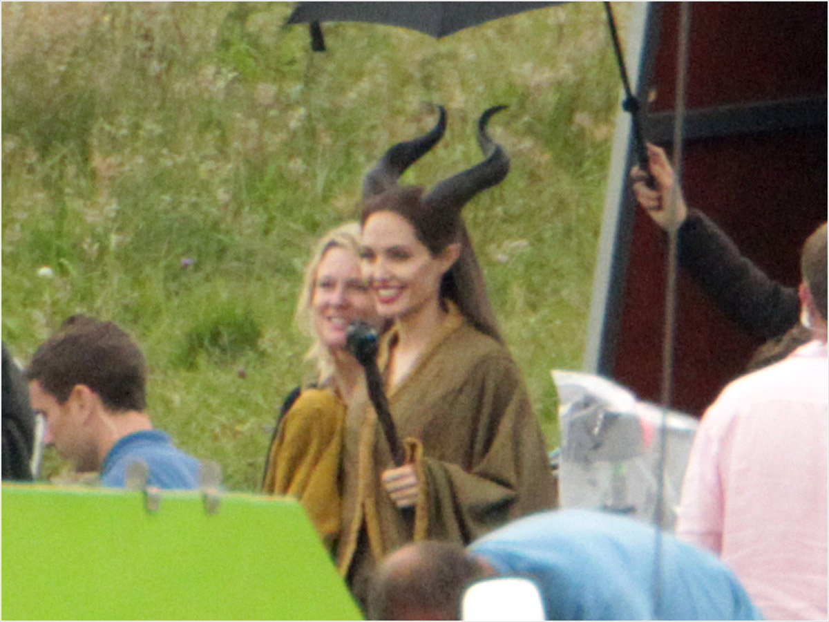 Filmes-Malevola-Sets-270612-011.jpg