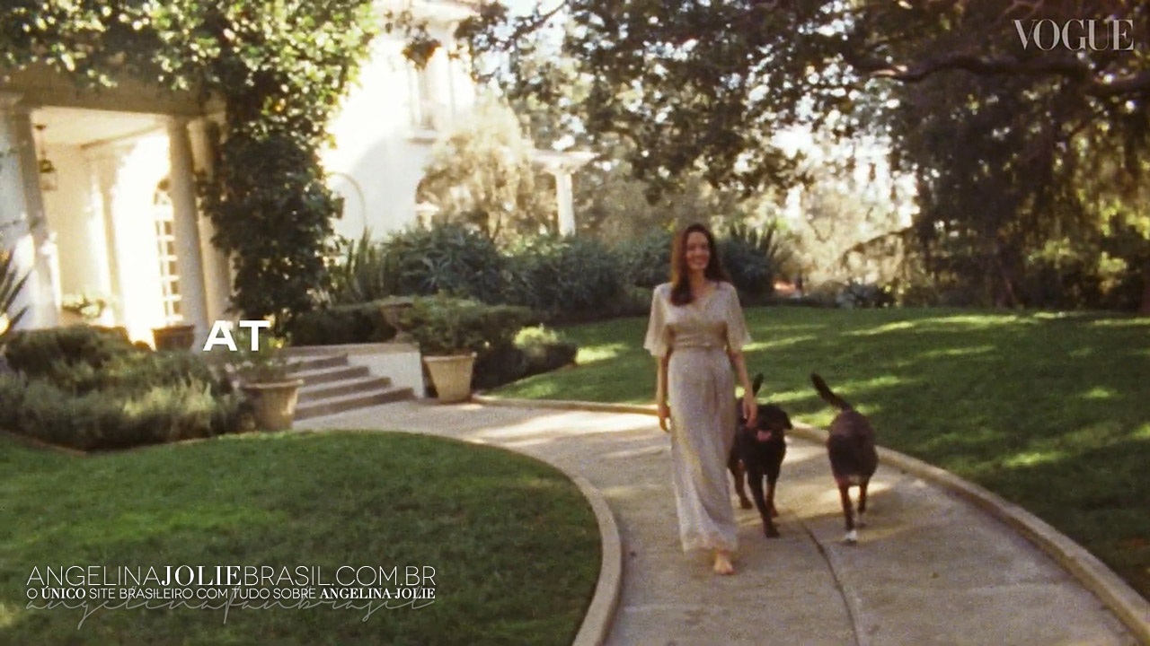 Screencaps-2021-VogueUK-InsideJolieHollywoodGarden-003.jpg