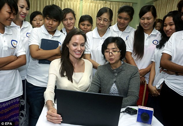 TrabalhoHumanitario-2015-310715-Myanmar-002.jpg