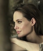 Campanhas-2011-LouisVuitton-Screencaps-038.jpg