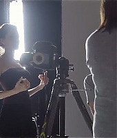 CampanhasPublicitarias-2017-Guerlain-Screencaps-BTS-004.jpg