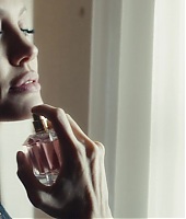 CampanhasPublicitarias-2017-Guerlain-Screencaps-ShortVersion3-098.jpg