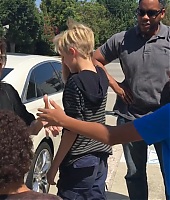 Candids-2016-Agosto-29-018.jpg