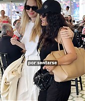 Nome da imagem=Candids-2025-07-Julho-18-1-050.jpg
Tamanho=223KB
Dimensão=975x1350
Data Envio=Jul 19, 2025 Candids-2025-07-Julho-18-1-050.jpg