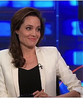 Entrevistas-2014-DailyShow-09.jpg