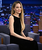 Entrevistas-2024-12-TheTonightShow-012.jpg