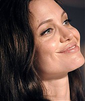Nome da imagem=Eventos-2008-KFP-Press-Cannes-022.jpg
Tamanho=182KB
Dimensão=690x1025
Data Envio=Dez 09, 2025 Eventos-2008-KFP-Press-Cannes-022.jpg