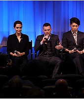 Eventos-2014-ScreeningUnbrokenNY-MoMa-021.jpg