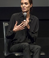 Eventos-2014-ScreeningUnbrokenNY-MoMa-039.jpg