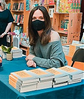 Eventos-2021-10-Outubro-AutografandoLivro-2-018.jpg