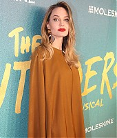 Eventos-2024-04-Abril-Premiere-The_Outsiders-017.jpg