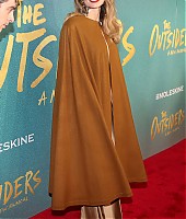 Eventos-2024-04-Abril-Premiere-The_Outsiders-038.jpg