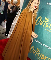 Eventos-2024-04-Abril-Premiere-The_Outsiders-072.jpg
