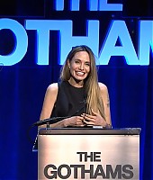 Eventos-2024-12-GothamFilmAwards-Speech-007.jpg