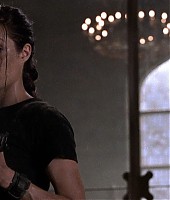 Filmes-2001-Lara-Croft-Tomb-Raider-Capturas-112.jpg