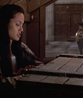 Filmes-2001-Lara-Croft-Tomb-Raider-Capturas-196.jpg