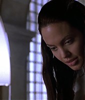 Filmes-2001-Lara-Croft-Tomb-Raider-Capturas-231.jpg