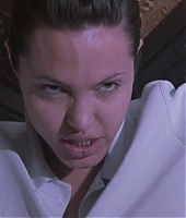 Filmes-2001-Lara-Croft-Tomb-Raider-Capturas-355.jpg