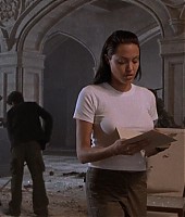 Filmes-2001-Lara-Croft-Tomb-Raider-Capturas-480.jpg