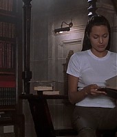 Filmes-2001-Lara-Croft-Tomb-Raider-Capturas-503.jpg