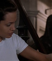 Filmes-2001-Lara-Croft-Tomb-Raider-Capturas-510.jpg