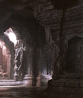 Filmes-2001-Lara-Croft-Tomb-Raider-Capturas-730.jpg