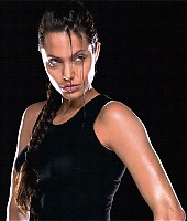 Filmes-2001-LaraCroftTR-Photoshoot-1-015.jpg