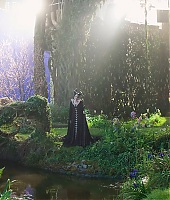 Filmes-2019-Maleficent2-BTS-Screencaps-014.jpg