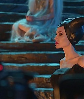 Filmes-2019-Maleficent2-BTS-Screencaps-036.jpg