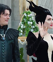 Filmes-2019-Maleficent2-BTS-Screencaps-054.jpg