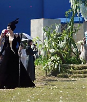 Filmes-2019-Maleficent2-BTS-Screencaps-061.jpg