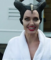 Filmes-2019-Maleficent2-BTS-Screencaps-078.jpg