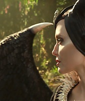 Filmes-2019-Maleficent2-Featurette2-Screencaps-041.jpg