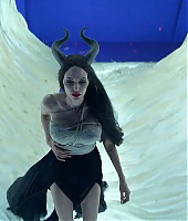 Filmes-2019-Maleficent2-Featurette5-014.jpg