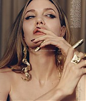 RevistasEScans-2024-Vogue-Mexico-011.jpg